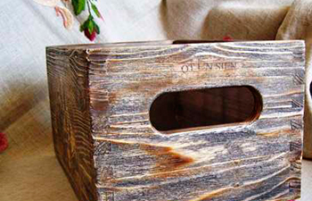 ящик из брашированной древесины 